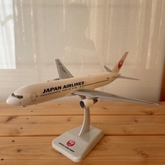日本航空B767プラモデル完成品の画像