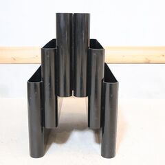 イタリアのデザイナーズ家具ブランドKARTELL(カルテル)のPortariviste