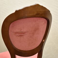 ≪zyt1345ジ≫ アンティーク調 猫脚ダイニングチェア 布張り ピンク ガブリオールレッグ/彫刻/イタリア/クラシック家具 背面破れ 60114-11の画像