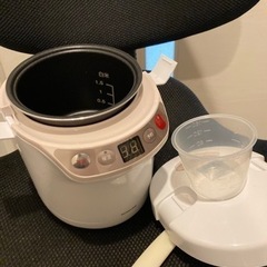 【超美品】1.5合炊飯器【先着順】の画像