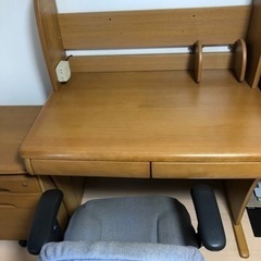 【無料】学習机譲りますの画像