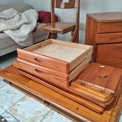 今必要な学習机ですの画像