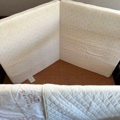 ベビーベッド　マットレス等の画像