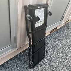 また値引き可しました。またまた値引きしました、。車のメンテナンス用台車売ります。の画像