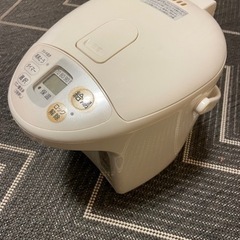 電気ポットの画像