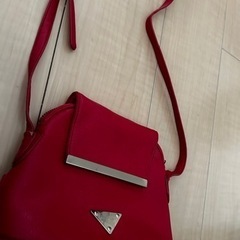 ミニサイズ レッド ショルダーバッグ