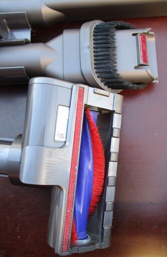 ☆ダイソン dyson SV10 V8 Fluffy コードレスクリーナー サイクロン◆人気のハイパワー掃除機