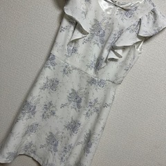 ミッシュマッシュ花柄ワンピースの画像