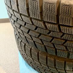 ホイール付きスタッドレスタイヤ4本セット　215/60R16の画像