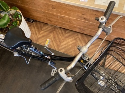 【前後タイヤ・チューブ新品！】LEDオートライト　内装3段　27インチ自転車　ブラック