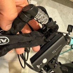美品　Bianchi ビアンキ　C-Sport 1  47  ワイヤーキー　充電式ライト　空気入れ　キックスタンド付きの画像
