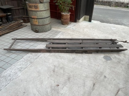 第八車の荷台