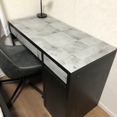 イケア机もらって下さい