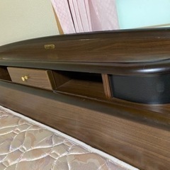 Simmons クイーンベッドの画像