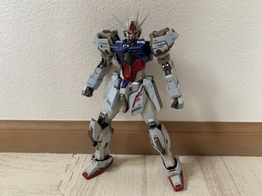 メタルビルド　ストライクガンダム