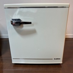 エスキュービズム A-Stage 1ドアレトロ冷蔵庫 48L レ...