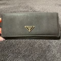 PRADA長財布