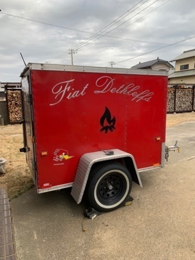 カーゴトレーラー