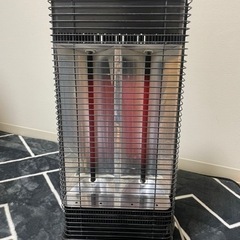 【ダイキン製】電気ストーブ、電気ヒーターの画像