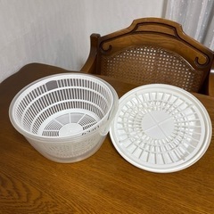 ⭐︎お取引決定☆IKEA 野菜水切り　サラダスピナーの画像