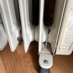 引取限定　DeLonghi デロンギオイルヒーター 310912TEの画像