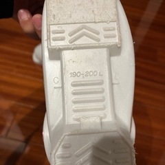 子供用スキーブーツ19-20センチの画像