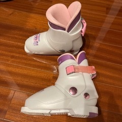 子供用スキーブーツ19-20センチの画像