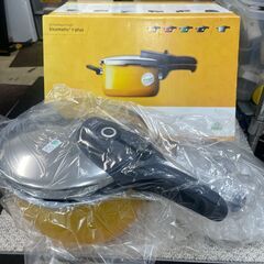 リサイクルショップどりーむ荒田店 No10011　Silit　シリット　Tプラス圧力鍋　４．５Ｌ　未使用品　ドイツ製高級圧力鍋♪　クレイジーイエロー　定価約５万円！　