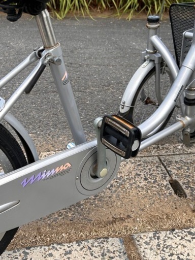 ブリヂストン　ミンナ　三輪車　フロント2輪タイプ