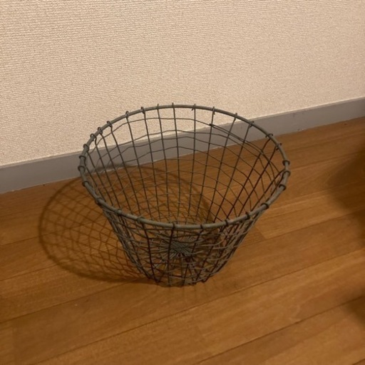 (2/24まで)カゴ　アンティーク