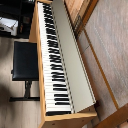 ローランド電子ピアノ
