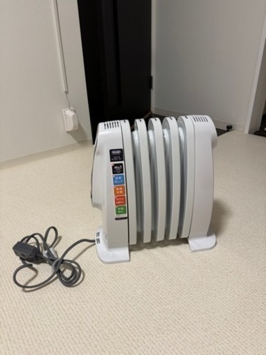 デロンギ　オイルヒーター　NJ0505Eをお譲りします。