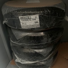 ［値下げ］［新品］スタッドレスタイヤ ホイール付き４本セットの画像