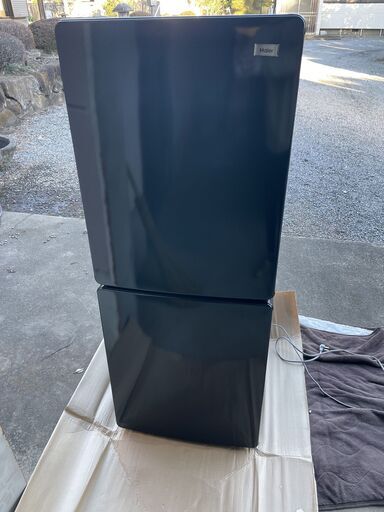 ★ハイアール　冷蔵庫２ドア１４８L（黒）2020年購入利用２年