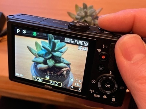 美品　Nikon P340 デジタルカメラ