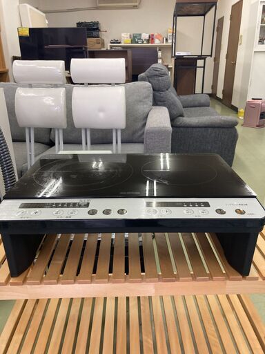 【リサイクルショップ　ピカソ　小松原】2021年製 アイリスオーヤマ 2口 IHクッキングヒーター 400W 100V 脚付き ブラック IHK-W12SP-B★6577★