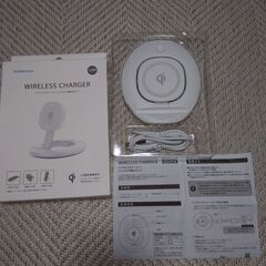 ワイヤレスチャージャーコンパクト収納スタンド　スマホ充電器