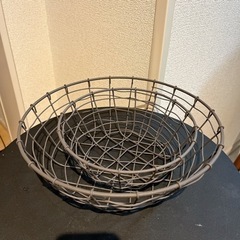 小物入れ　大小2つ