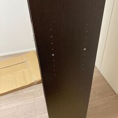 ダークブラウンの本棚（可変棚板）の画像