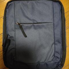 取っ手、ポケット付き　保温バッグ