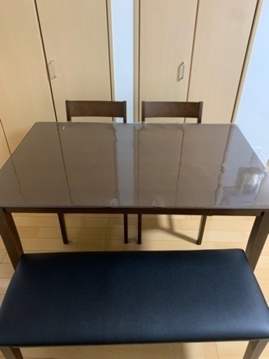【お渡しする方決まりました！】4人掛けダイニングテーブル