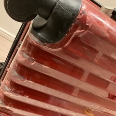 キャリーケース　赤の画像