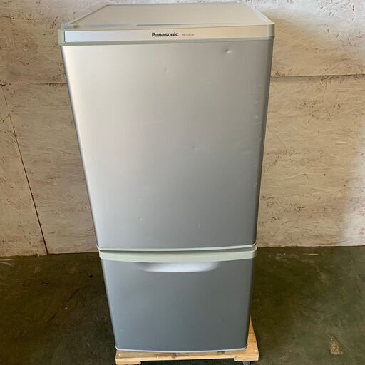【Panasonic】 パナソニック ノンフロン冷凍冷蔵庫 2ドア 容量138L 冷凍室44L 冷蔵庫94L NR-B145W-S 2012年製