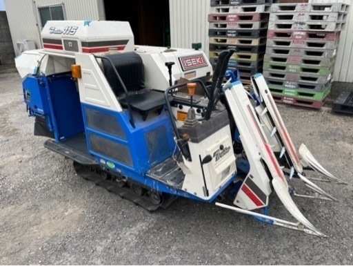 稲刈り機　イセキ　コンバイン（自脱型）