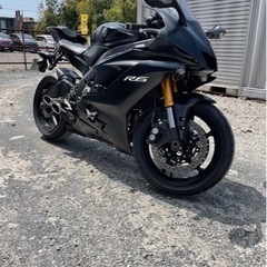 YAMAHA YZF-R6 