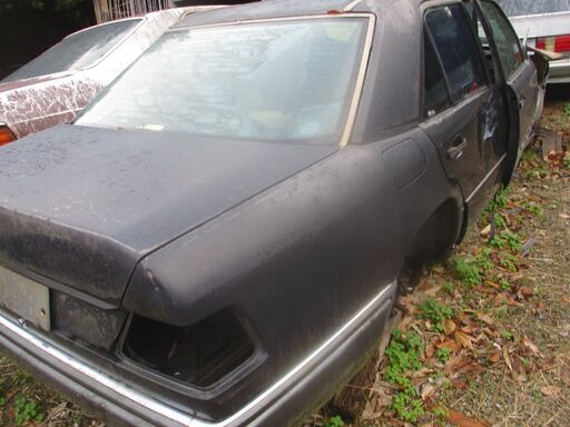 MB-124-E320外装部品販売-リヤーバンパー販売