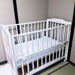 ベビーベッド　白　ホワイト②の画像
