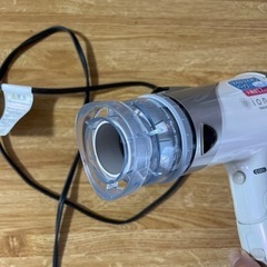 ドライヤーの画像