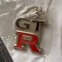 ニッサン スカイライン2000GTR ケンメリ 非売品Tシャツとメタルキーホルダーのセット　DeAGOSTINIの画像