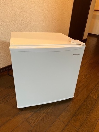 冷蔵庫　小型